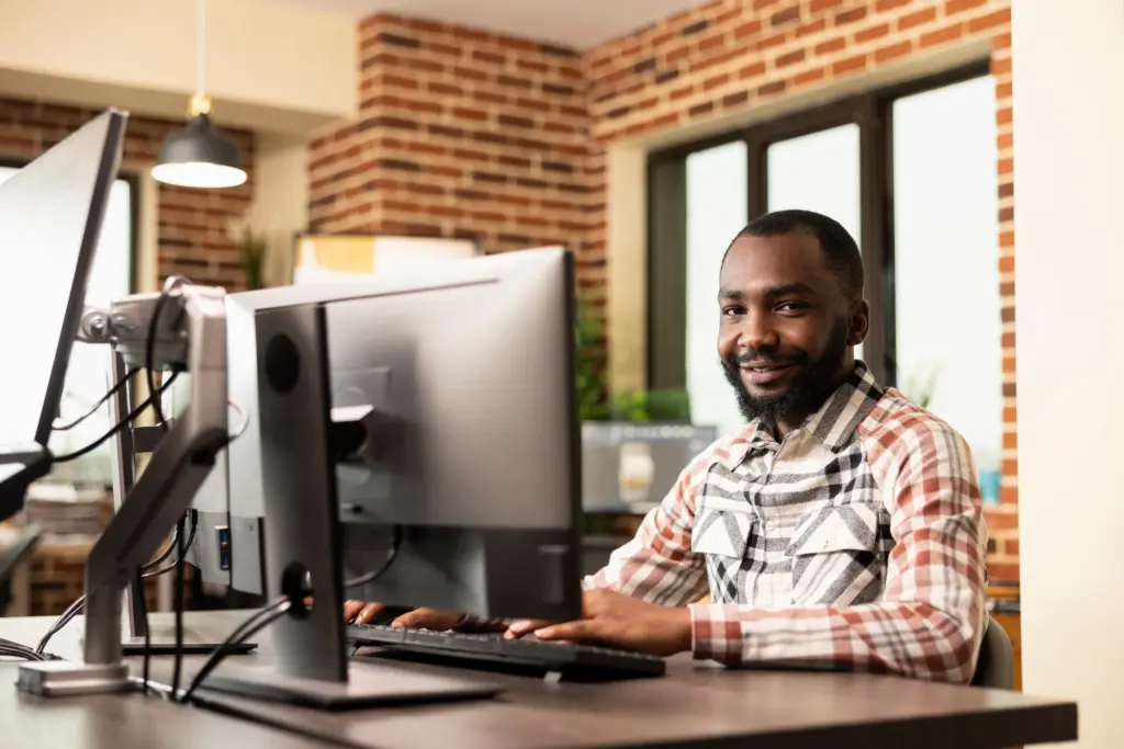 Software Development Curriculum - Become Job-Ready in 6 Months — Career