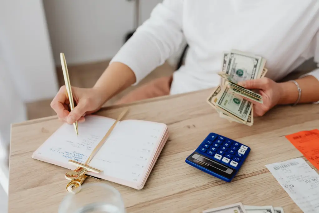La Economía: Conceptos y Métodos — PRESUPUESTO